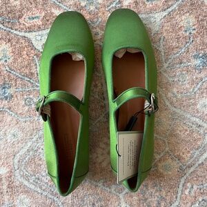 Le Monde Beryl Mary Jane Green Silk Flats